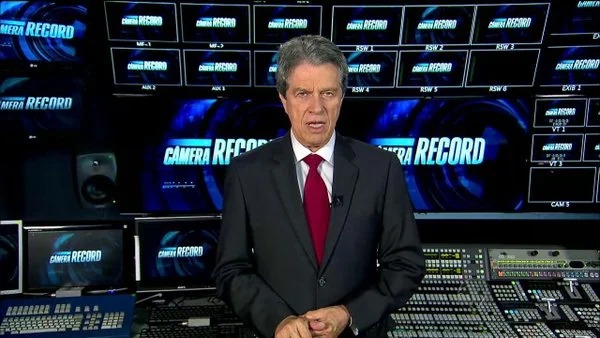 Marcos Hummel processa a Record TV por assédio moral