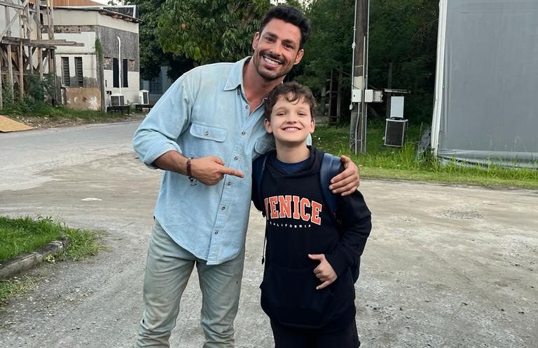 Miguel Galhardo fala sobre seu personagem em “Terra e Paixão”: “É o vilão”