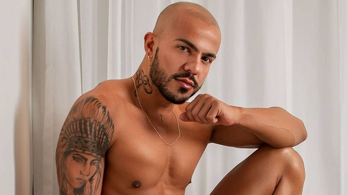 Ator +18 revela que tomou remédio para cena com 28 homens: “Proteção”