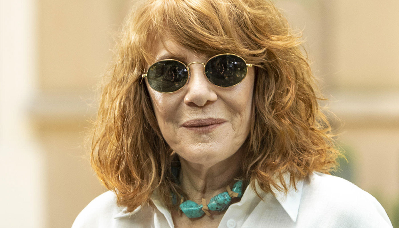 Renata Sorrah volta atrás e nega bissexualidade: “Estava emocionada”