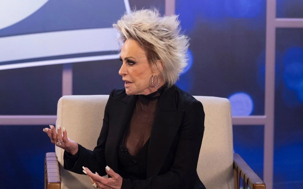 Ana Maria Braga choca ao revelar quanto ganhava na Record: “Falei que topava”
