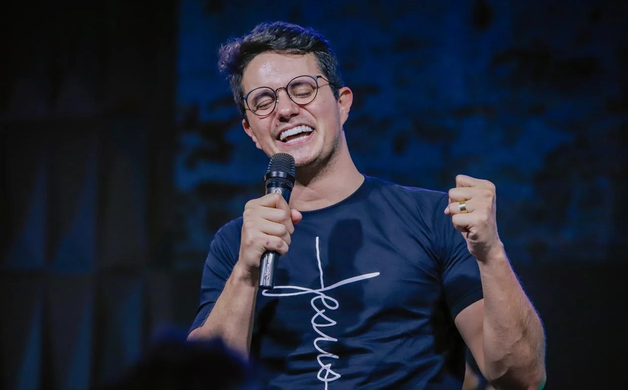 Deive Leonardo se apresenta em Goiânia e Anápolis