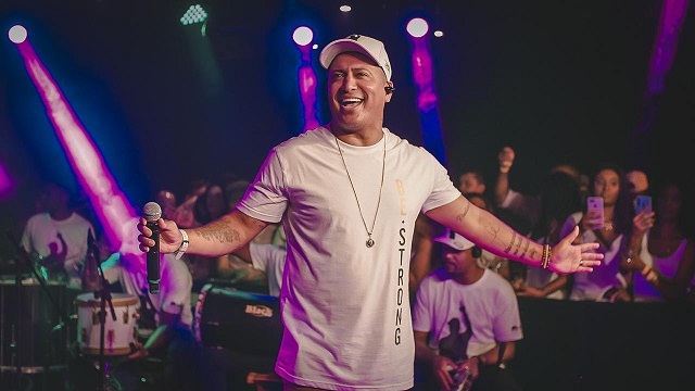 Renato da Rocinha grava DVD de 15 anos de carreira com convidados especiais