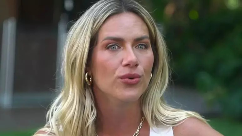 Giovanna Ewbank se pronuncia sobre internação após crises