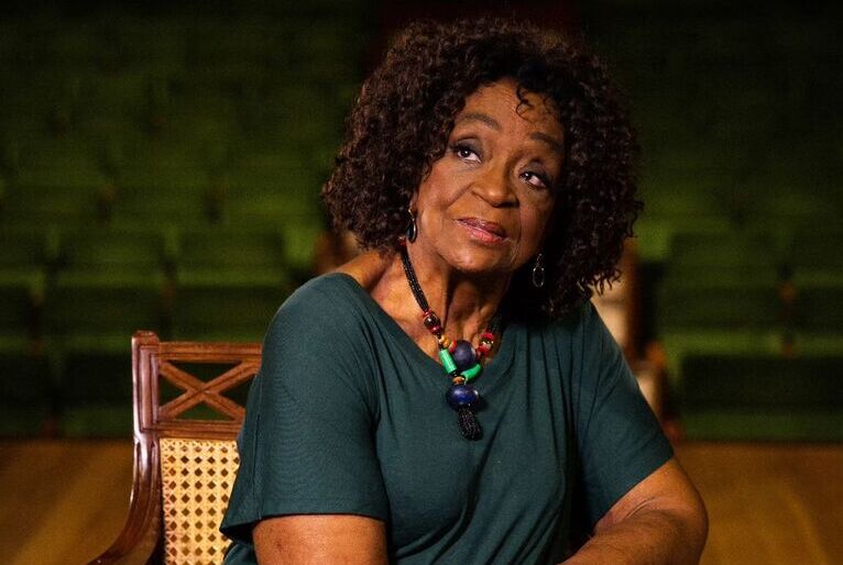 Em homenagem a Léa Garcia, TV Globo exibe a série inédita “Tributo”