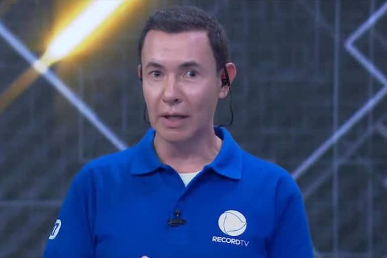 Narrador esportivo é demitido da Record após 11 anos na emissora