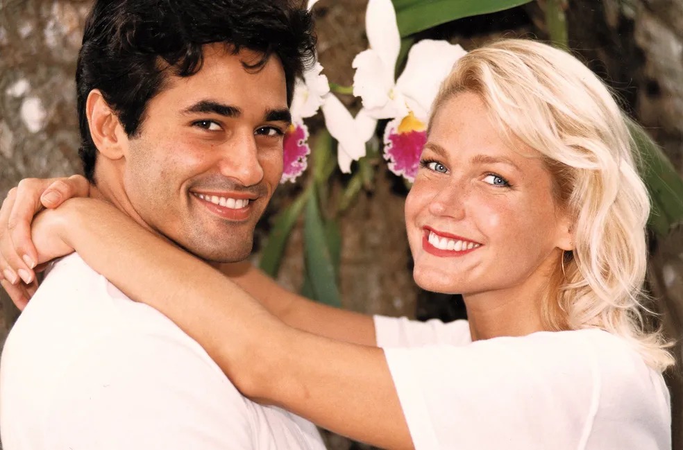 Xuxa Meneghel revela motivo do fim do relacionamento com Luciano Szafir