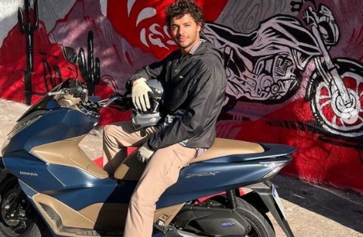 Ator da TV Globo sofre acidente de moto