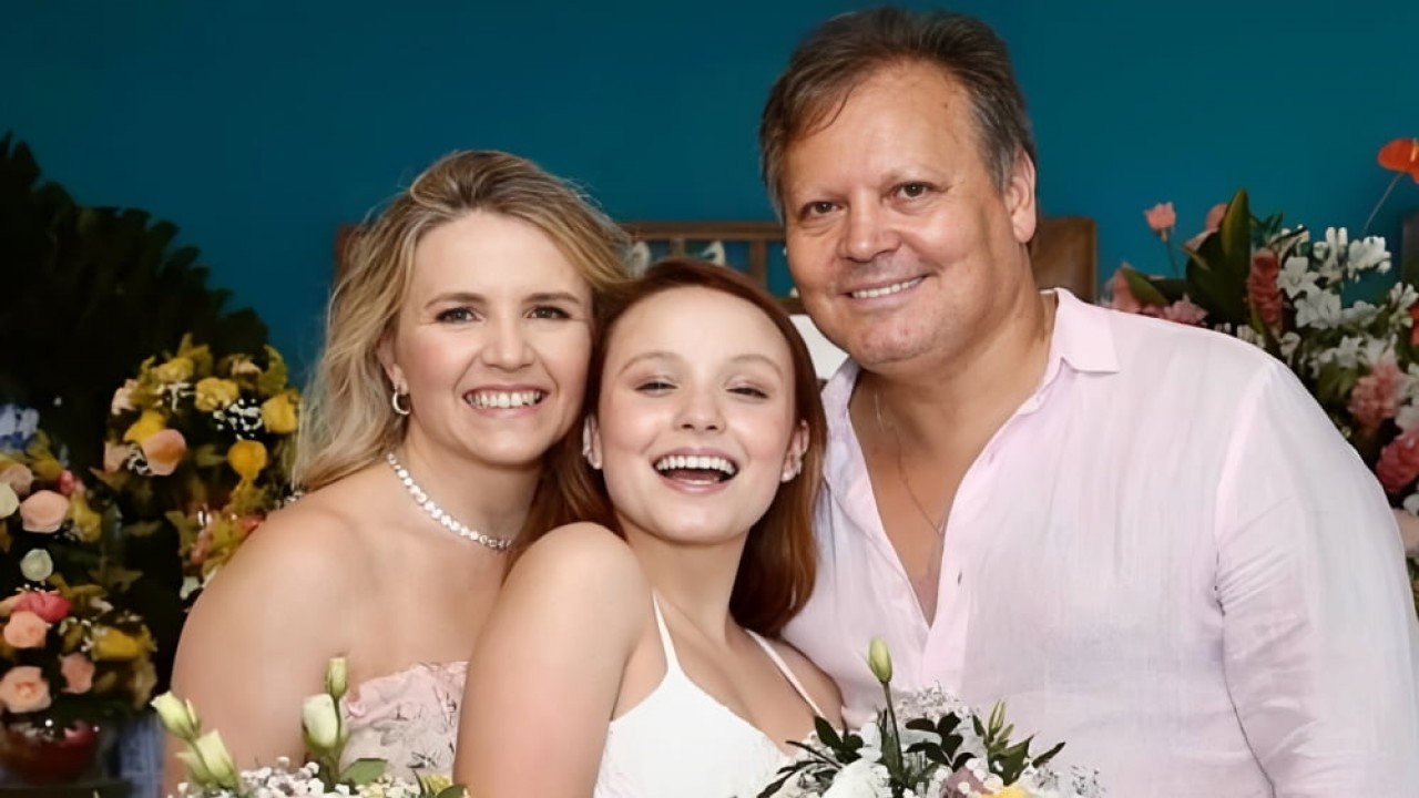 Pais de Larissa Manoela falam pela primeira vez após rompimento com a atriz