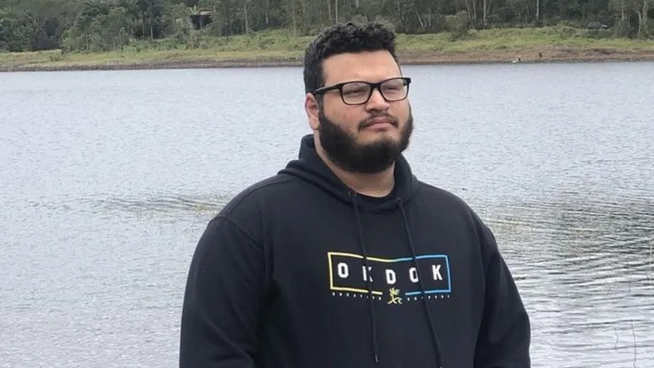 Ex-BBB ameaça tirar a própria vida após virar piada na internet