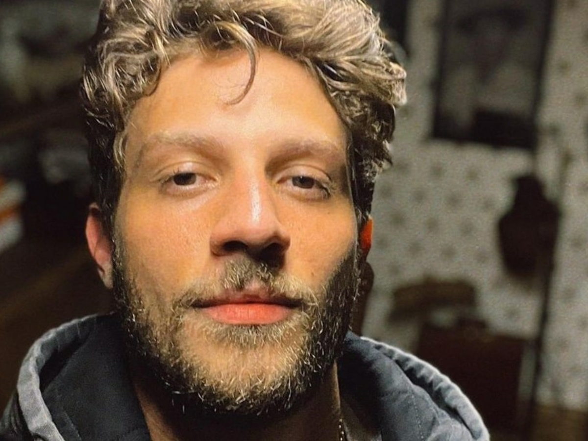 Golpista é preso ao se passar por Chay Suede