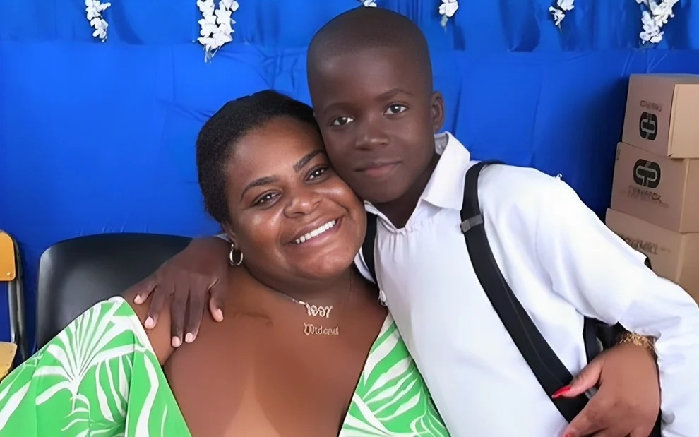 Jojo Todynho quer adotar criança da Angola, é criticada e rebate: “Brasil tem fila”