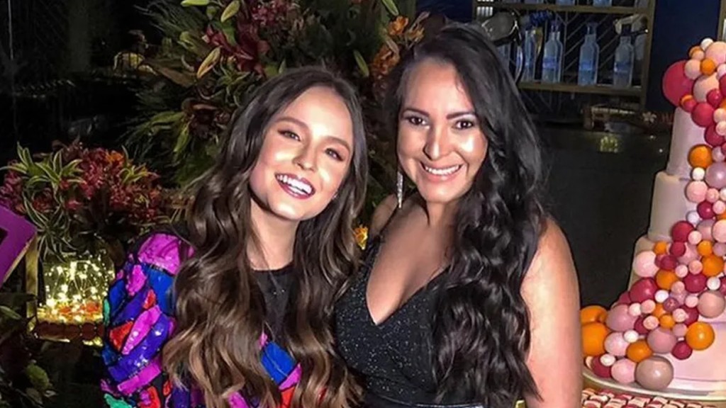 Ex-assessora de Larissa Manoela revela detalhes sobre a mãe da atriz: “Eu descobri”