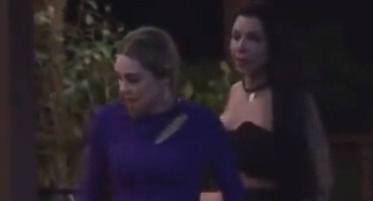 “A Fazenda 15”: Jenny tenta puxar briga com Sheherazade mas fica no vácuo