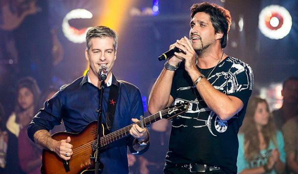 Victor e Leo aceitam proposta de R$ 70 milhões e voltam a cantar juntos