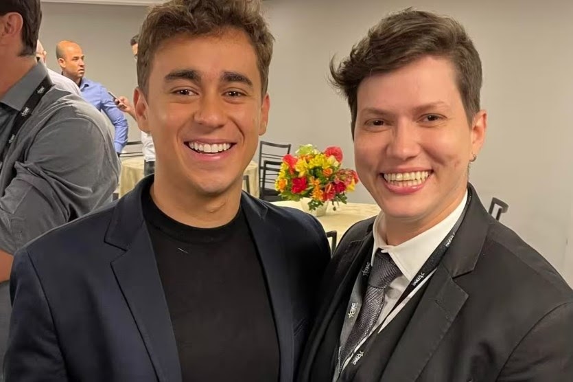 Influencer apoiadora de Bolsonaro se despede nas redes sociais e comete suicídio