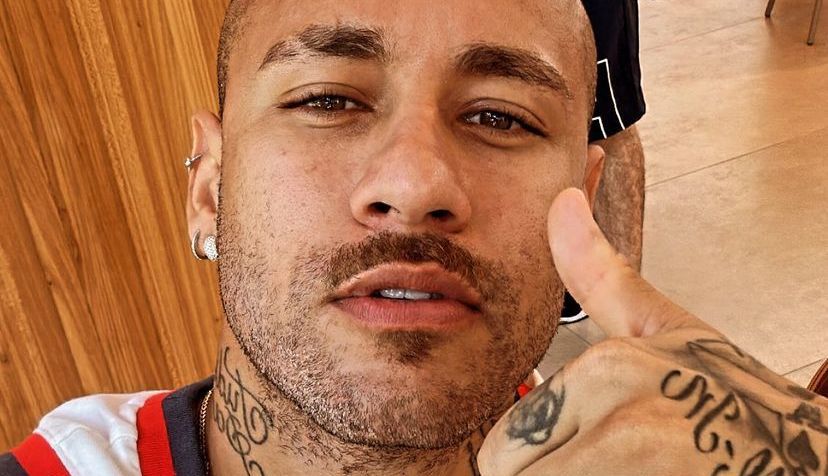 Novo visual de Neymar divide opiniões na internet: “A pior coisa que ele fez”