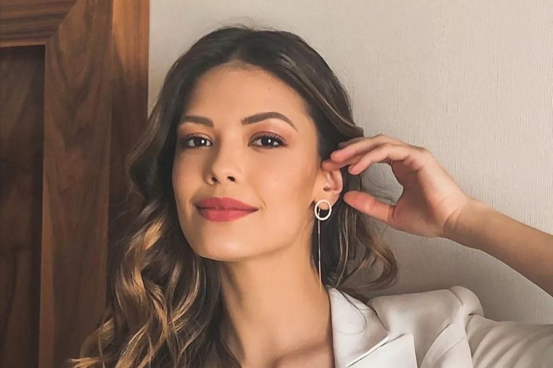 Vitória Strada relembra como foi assumir sua sexualidade publicamente: “Fui corajosa”