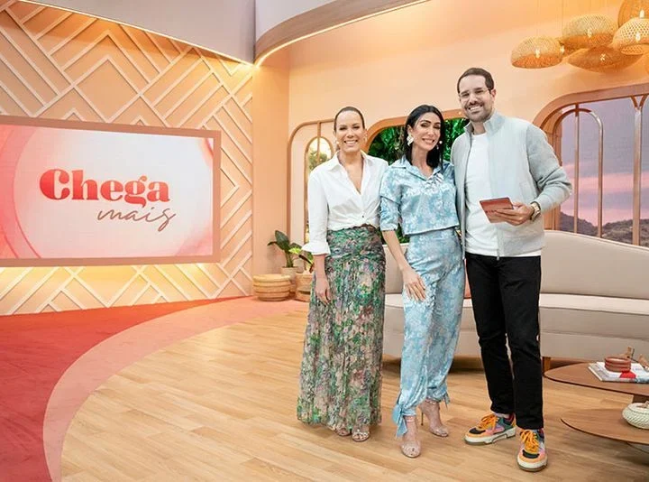 Em novo horário, “Chega Mais” bate recorde negativo de audiência no SBT