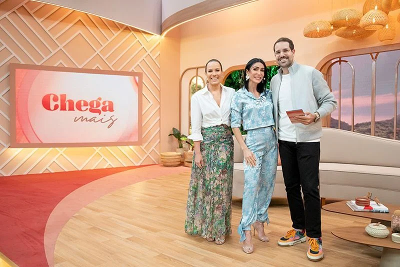 Em novo horário, “Chega Mais” bate recorde negativo de audiência no SBT