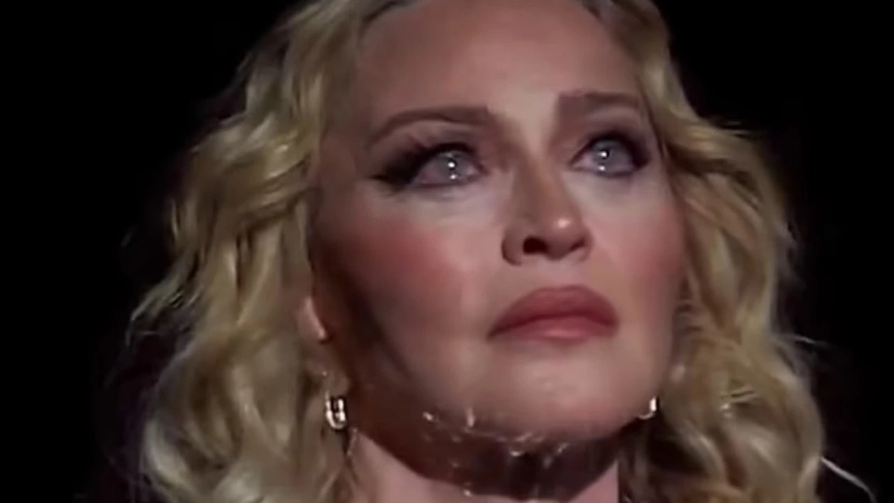 Madonna faz desabafo, revela crises de pânico e fala sobre tristeza profunda: “Não consigo aguentar”