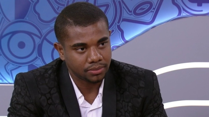 Davi admite que usou parte do valor de doações para o RS e se explica