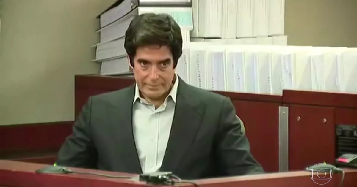 Mágico David Copperfield é acusado de assédio por 16 mulheres