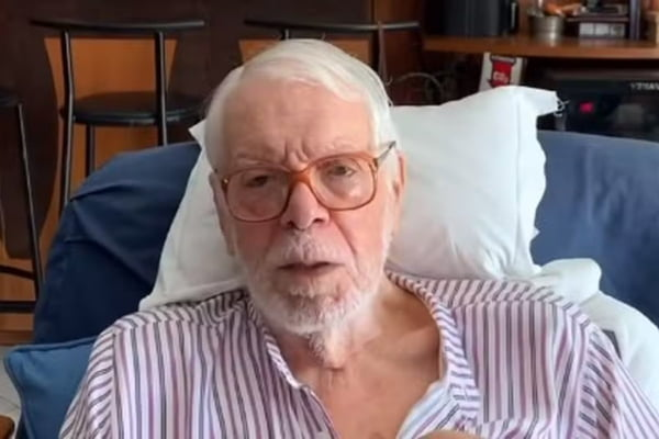 Manoel Carlos: Entenda mais sobre o Parkinson, doença crônica do autor