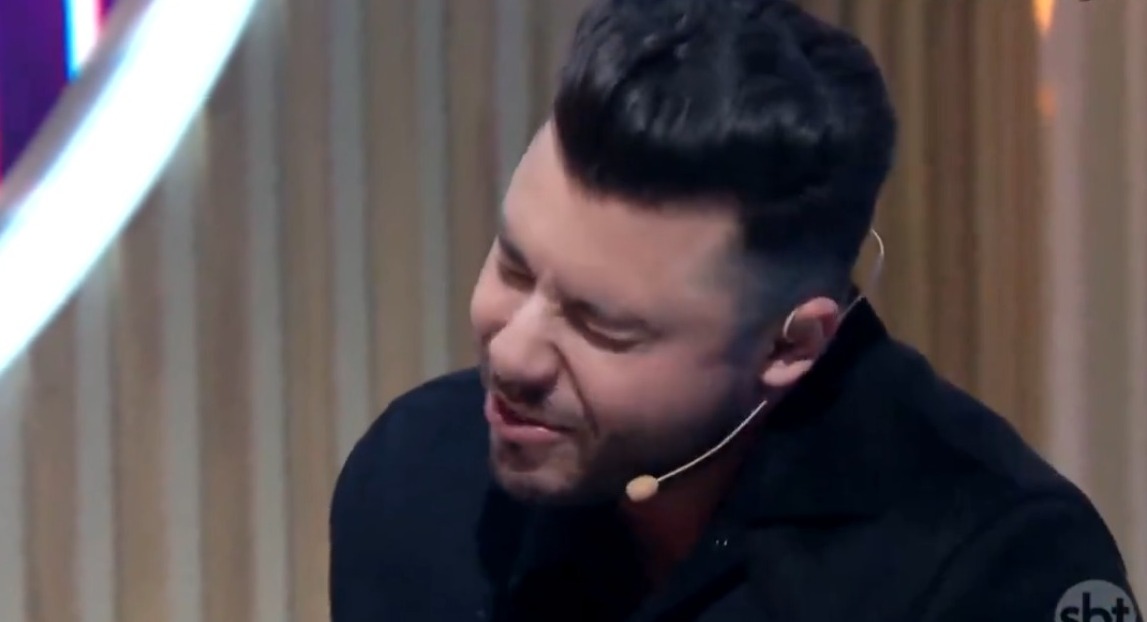 Murilo Huff revela momento desconcertante e diz que cagou no tapete: “Não deu tempo”