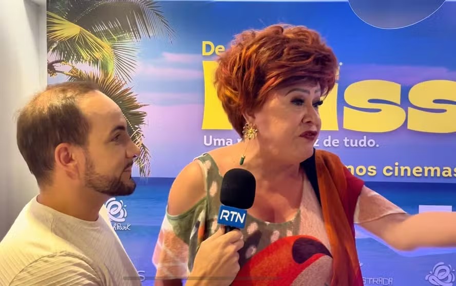 Nany People faz barraco durante entrevista ao ser interrompida: “Espera, p*rra!”