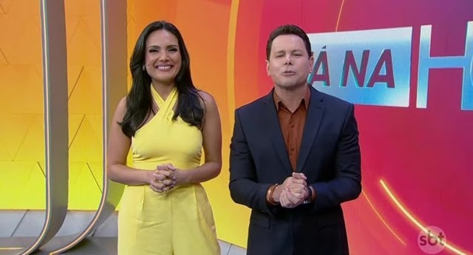 Ao vivo, Marcão do Povo tira sarro da Record e revolta a web