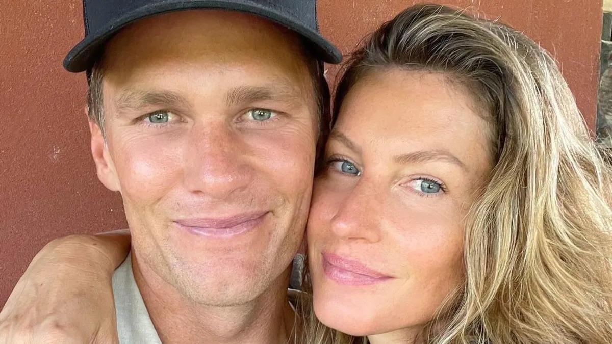 Tom Brady pede desculpas à Gisele Bündchen após piada com divórcio