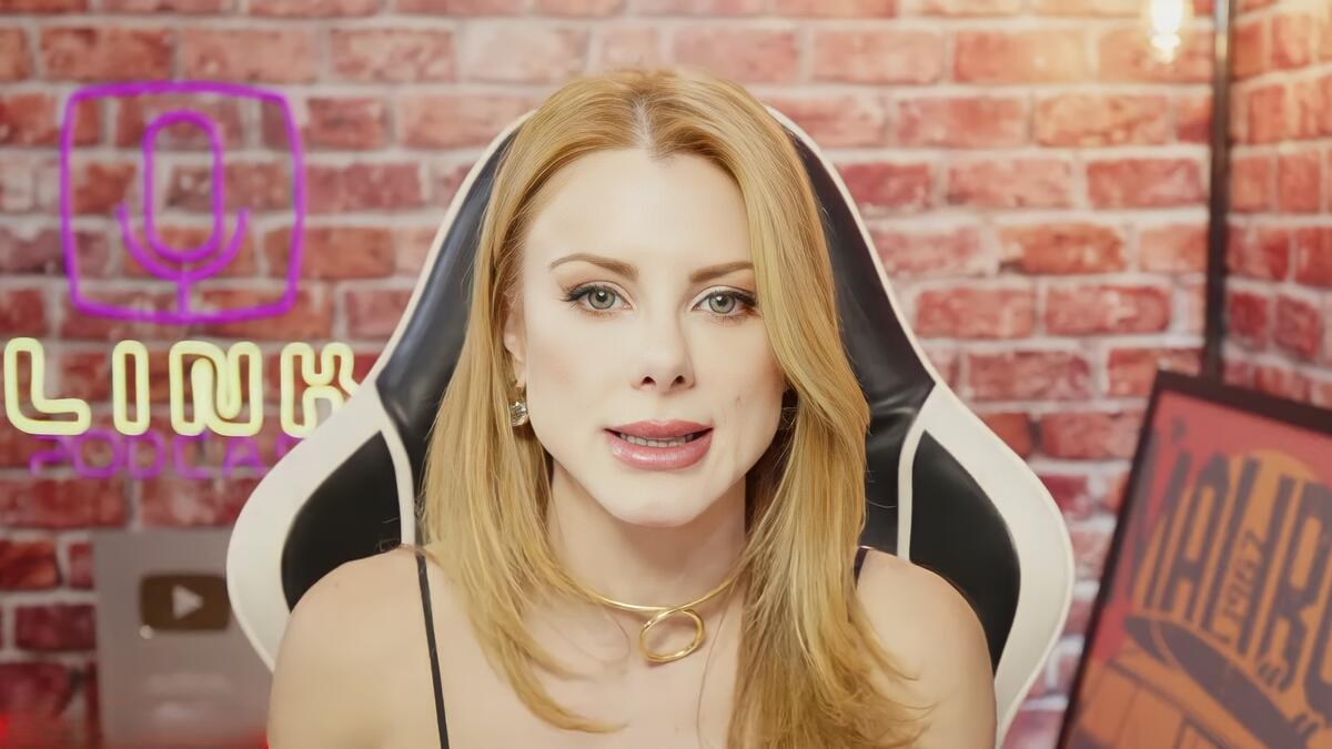 Deborah Albuquerque é acusada de tentar puxar tapete de colega e esclarece demissão da Record