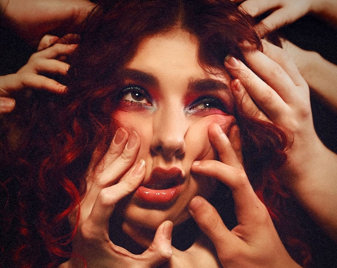 Com vencedores do Grammy Latino, Femingos apresenta “MANIA DE GRANDEZA”