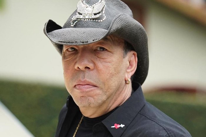 Morre, aos 67 anos, o cantor Chrystian