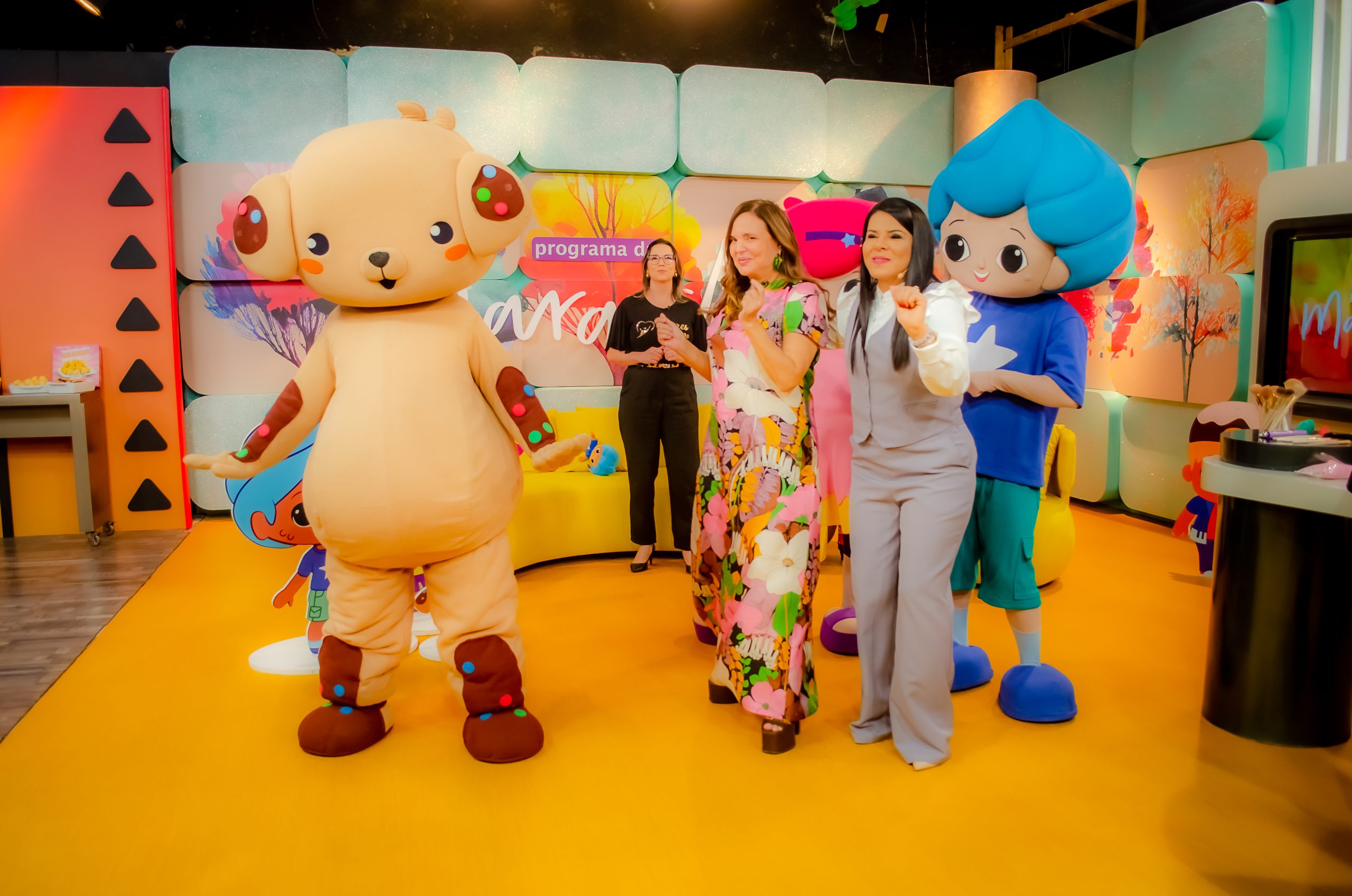 Mara Maravilha recebe a criadora de “Os Chocolix” em seu programa e série anuncia nova música