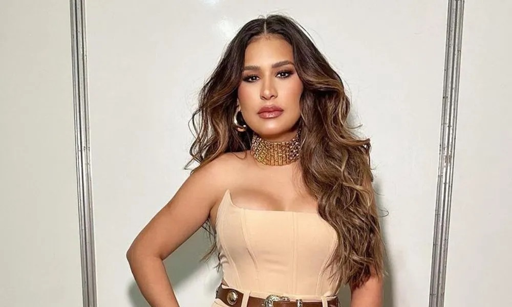 Simone Mendes recusa convite para apresentar programa no SBT