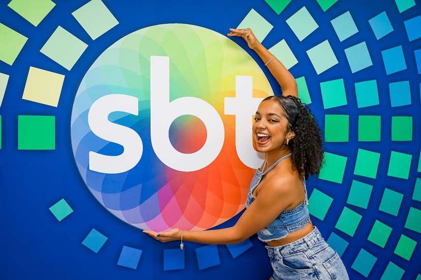 SBT contrata Laura Castro como nova apresentadora