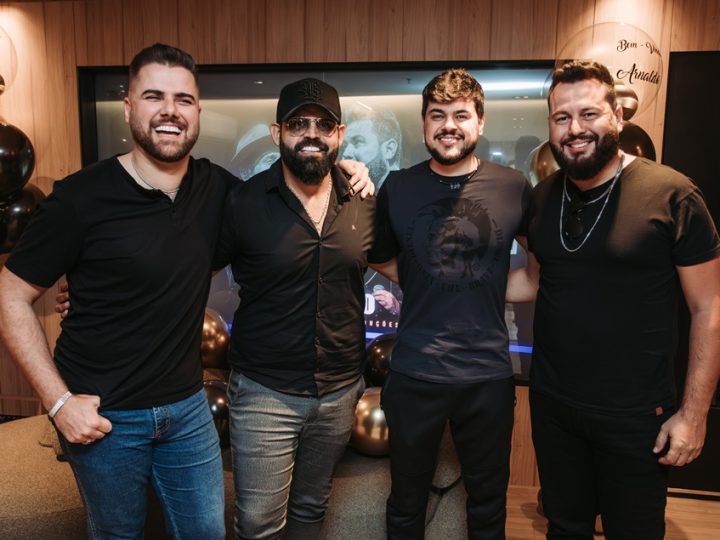 Zé Neto & Cristiano assumem gestão da carreira da dupla Diego & Arnaldo