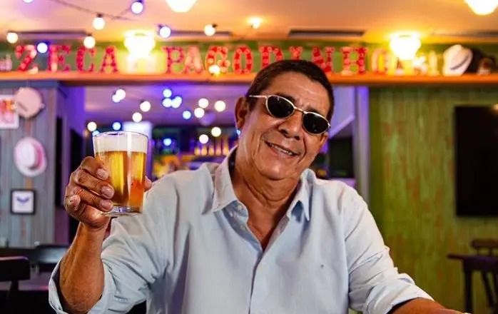 Zeca Pagodinho choca ao revelar quanto ganha de aposentadoria