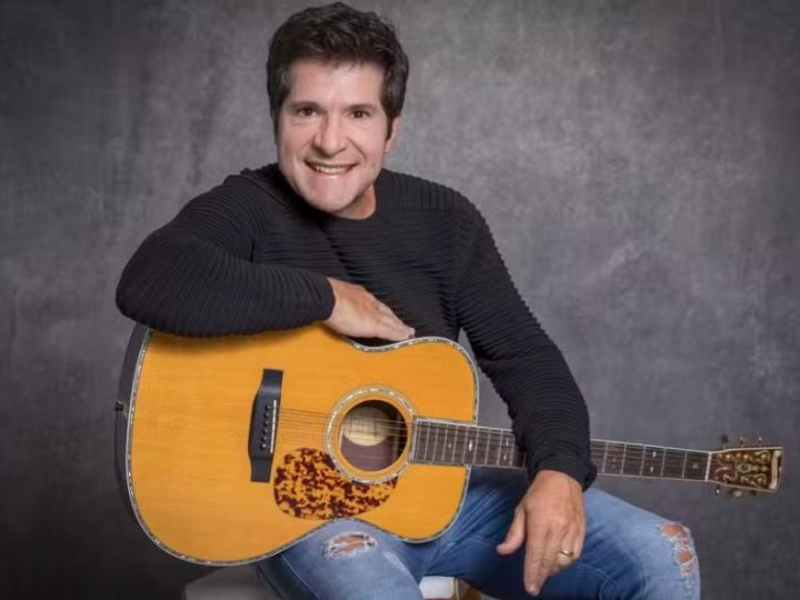 Cantor Daniel estreia programa na TV Globo