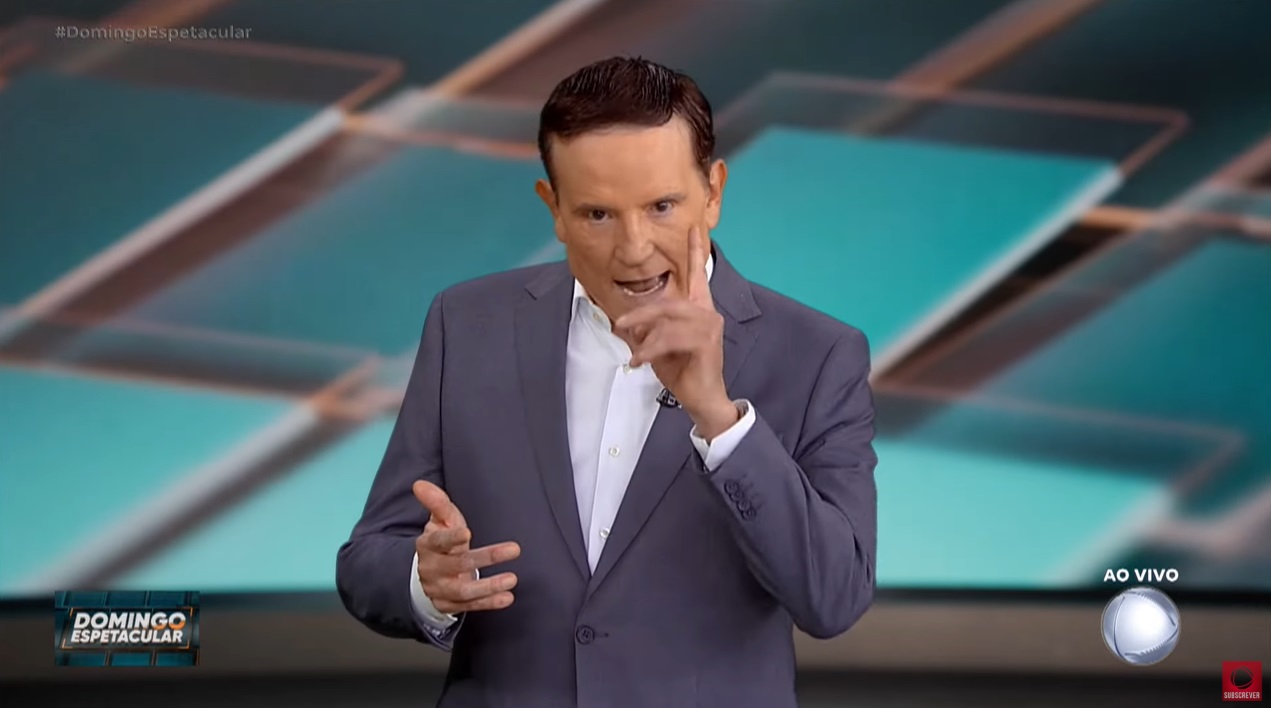 Roberto Cabrini alcança 12 pontos de audiência e vence o SBT