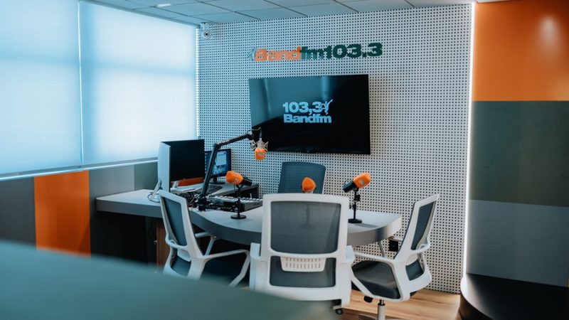 Band FM inaugura nova sede em Goiânia
