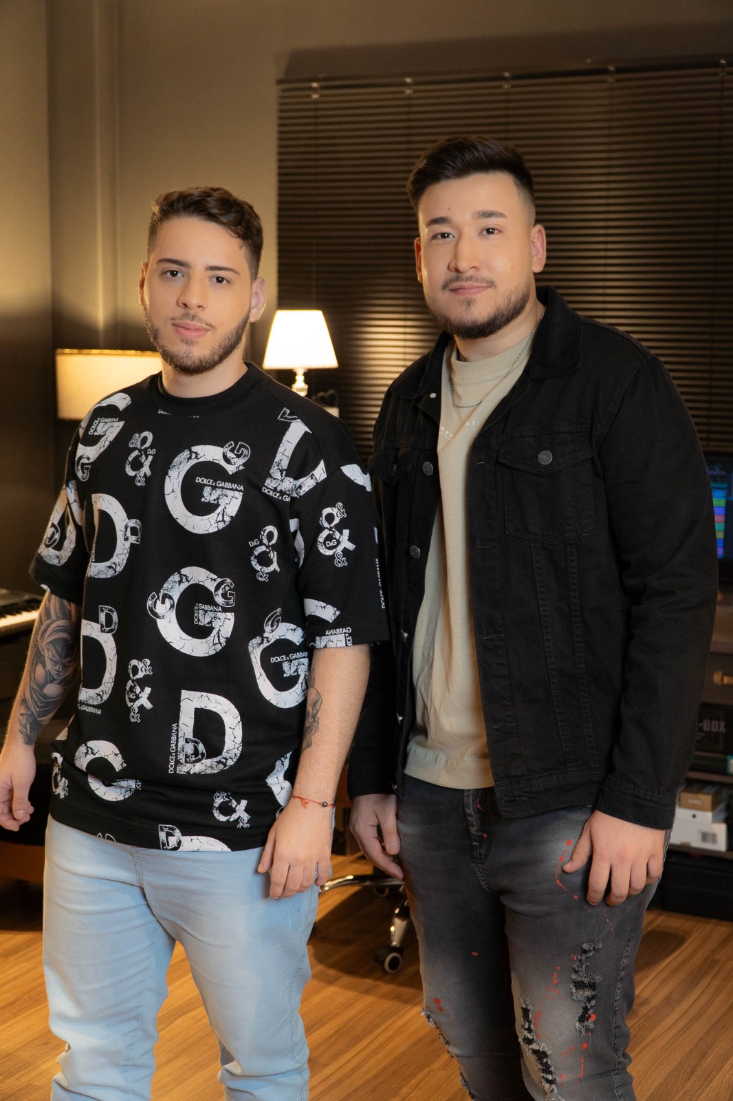Conheça a história de Eduardo & Mateus, dupla sertaneja que está fazendo sucesso com suas músicas