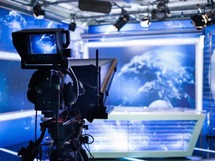 Fofoqueiros dominam a TV aberta: Leo Dias celebra marco e abre espaço para nova geração da TV de entretenimento