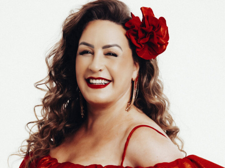 Gina Garcia homenageia Gal Costa no programa “Melhor da Noite”