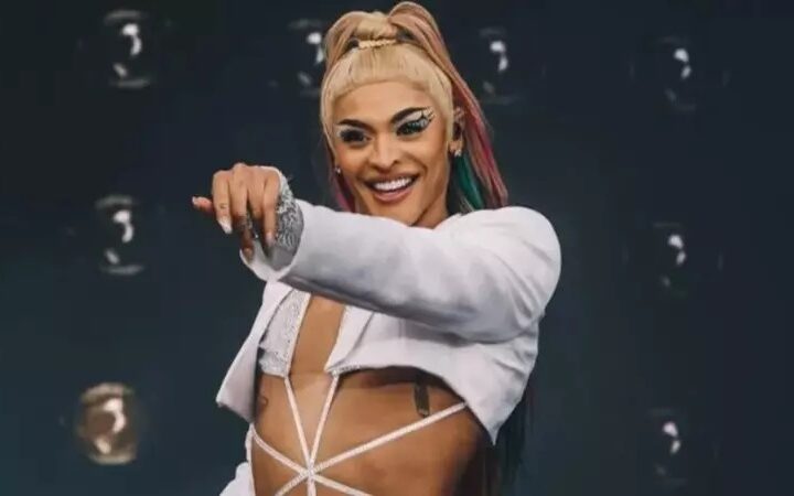 Pabllo Vittar se apresenta em Goiânia com o Club Vittar