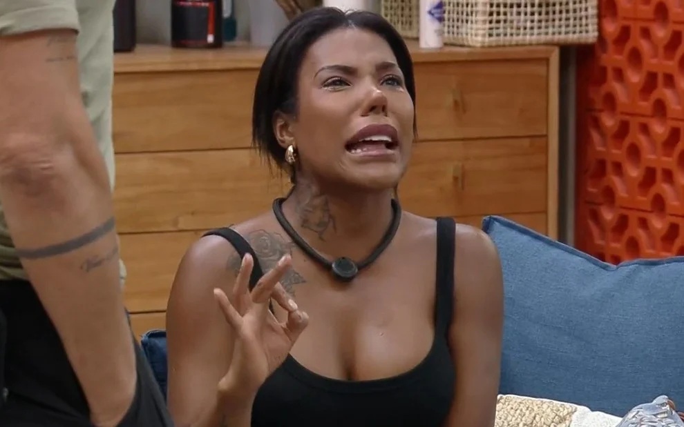 Carol Lekker é expulsa de “A Fazenda 17” após quebrar regras do programa