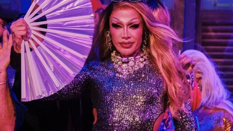 Grag Queen transforma a Era Cósmica com o lançamento do álbum “Cósmica (Remix)”