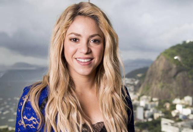 Corona leva fãs para o melhor lugar do show de Shakira em Copacabana